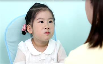 如何把握0-3歲兒童語言發(fā)育的黃金期？